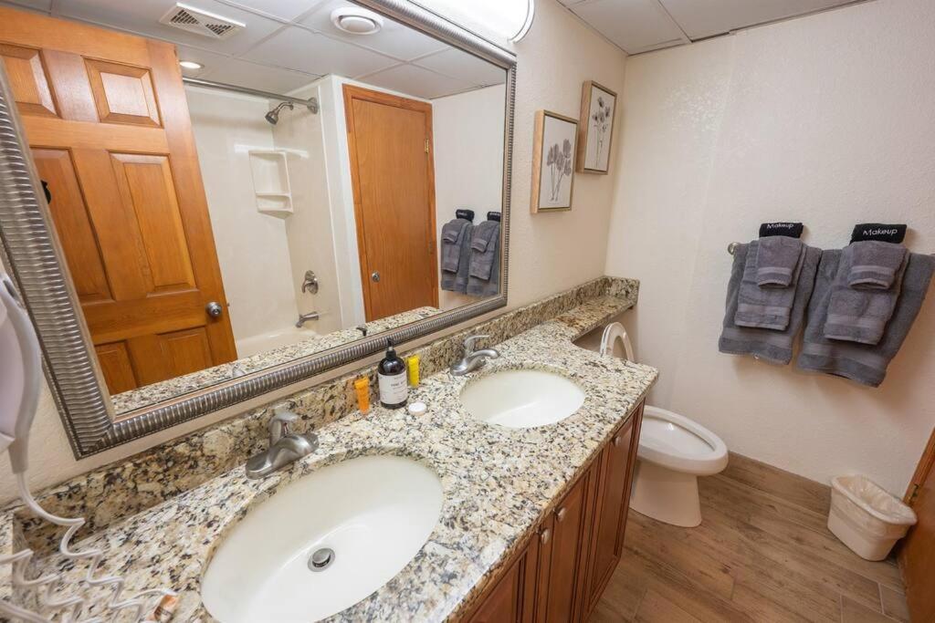 New Remodeled Direct Oceanfront Views Beach Cove Myrtle Beach Eksteriør billede